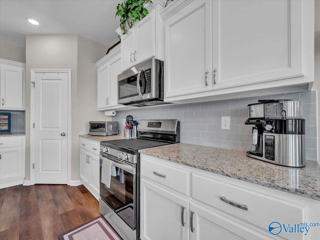 116 Plum Tree Lane, Hazel Green, AL 35750