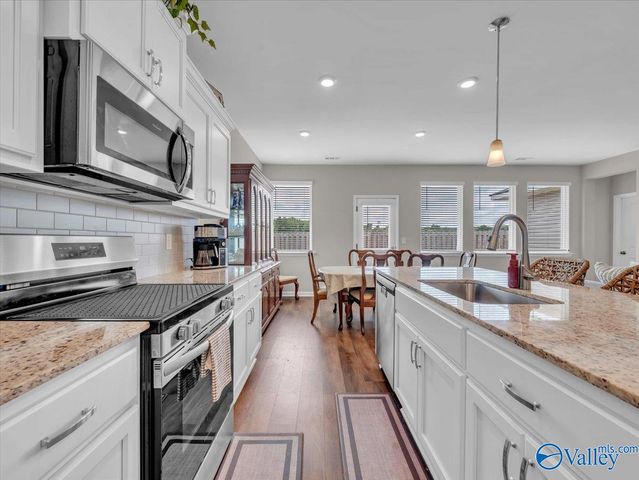 116 Plum Tree Lane, Hazel Green, AL 35750
