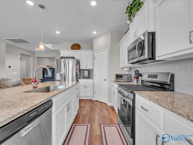 116 Plum Tree Lane, Hazel Green, AL 35750