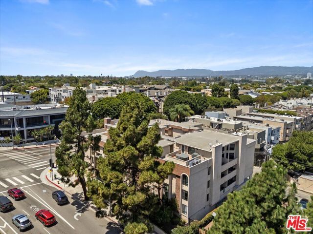 12321 Ocean Park Boulevard 2, Los Angeles, CA 90064