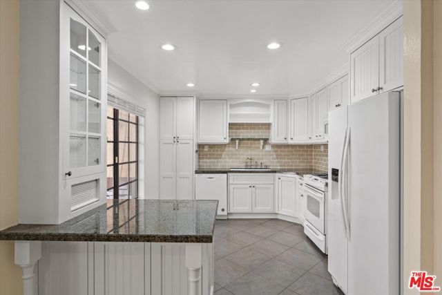 12321 Ocean Park Boulevard 2, Los Angeles, CA 90064
