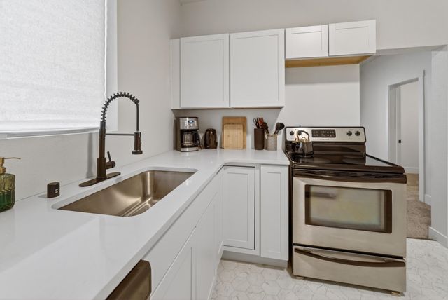 1604 W Maxwell Ave, Spokane, WA 99202