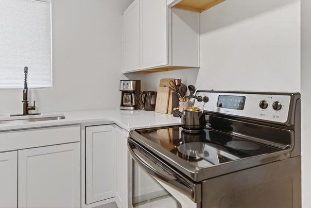 1604 W Maxwell Ave, Spokane, WA 99202