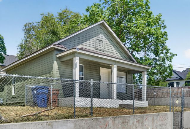 1604 W Maxwell Ave, Spokane, WA 99202