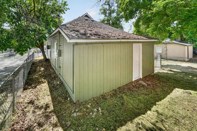 1604 W Maxwell Ave, Spokane, WA 99202
