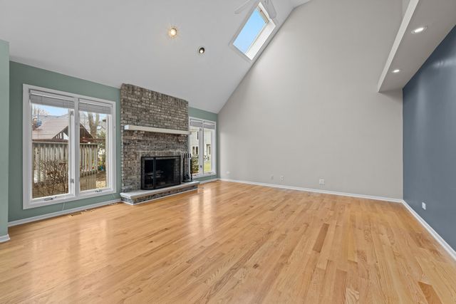 1627 Sauk Drive, Batavia, IL 60510