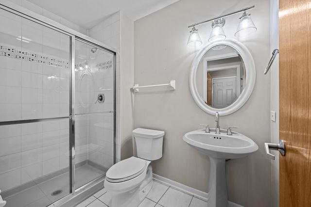 1627 Sauk Drive, Batavia, IL 60510