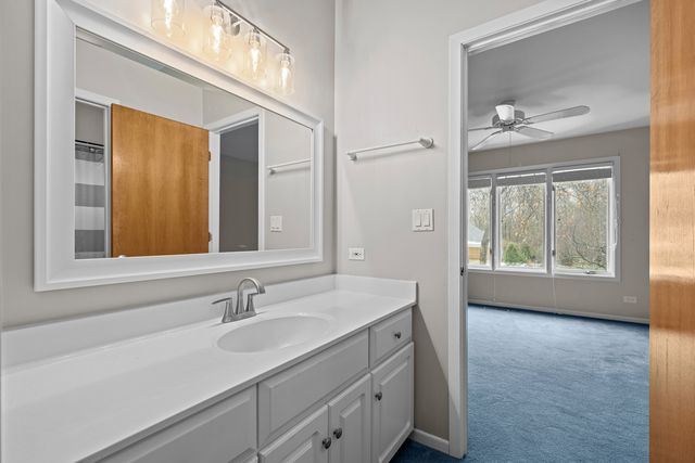 1627 Sauk Drive, Batavia, IL 60510