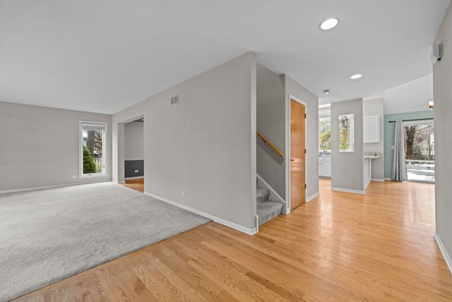 1627 Sauk Drive, Batavia, IL 60510