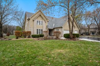 1627 Sauk Drive, Batavia, IL 60510