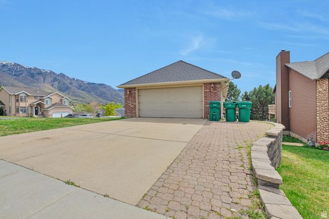 2895 N 2225 ST, Layton, UT 84040