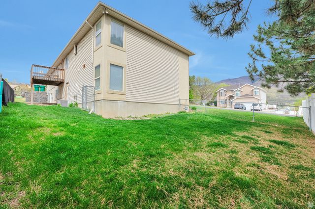 2895 N 2225 ST, Layton, UT 84040