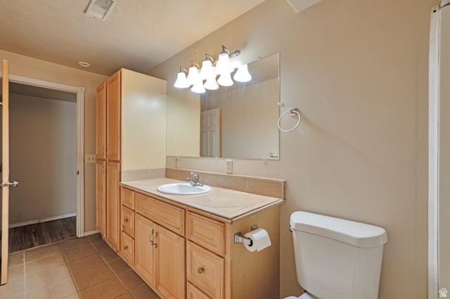 2895 N 2225 ST, Layton, UT 84040