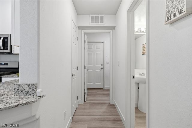 4705 Blaise Avenue 102, North Las Vegas, NV 89084