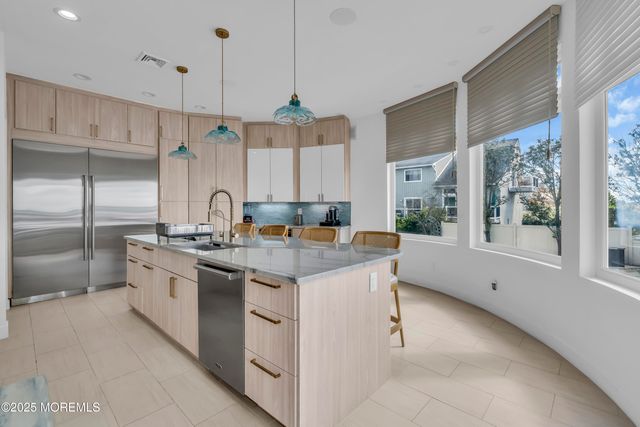 1 Island View Way, Sea Bright, NJ 07760