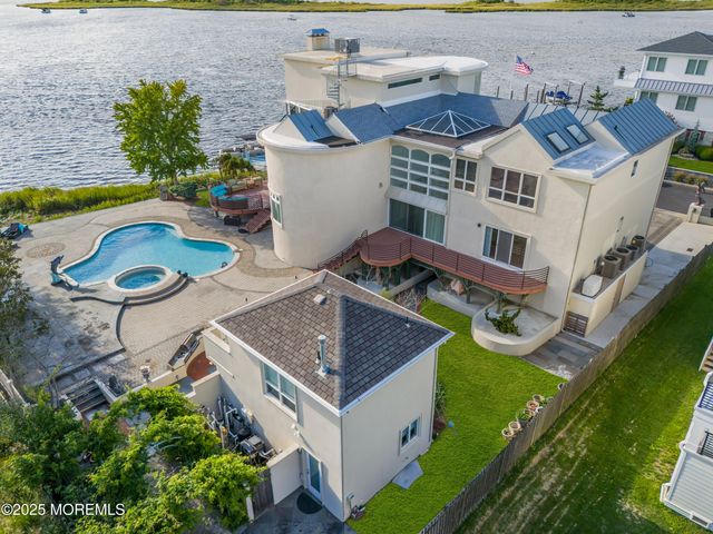 1 Island View Way, Sea Bright, NJ 07760
