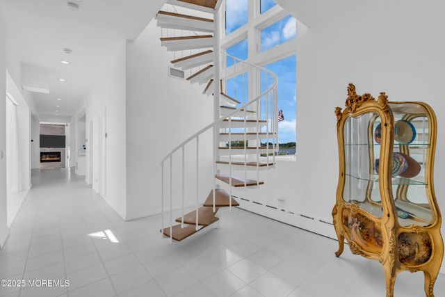 1 Island View Way, Sea Bright, NJ 07760