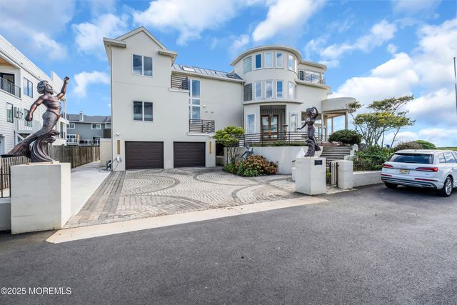 1 Island View Way, Sea Bright, NJ 07760