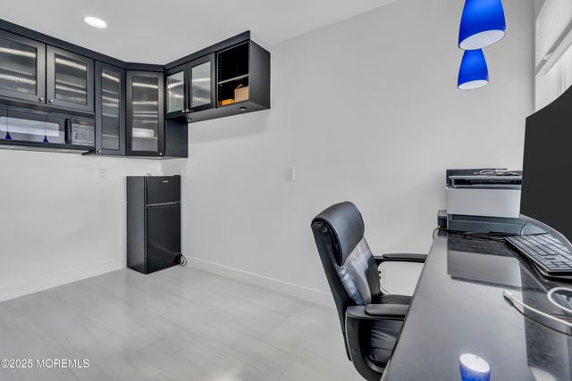 1 Island View Way, Sea Bright, NJ 07760