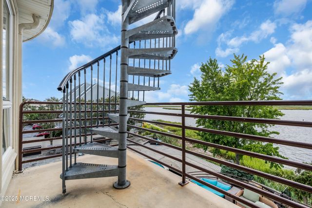 1 Island View Way, Sea Bright, NJ 07760