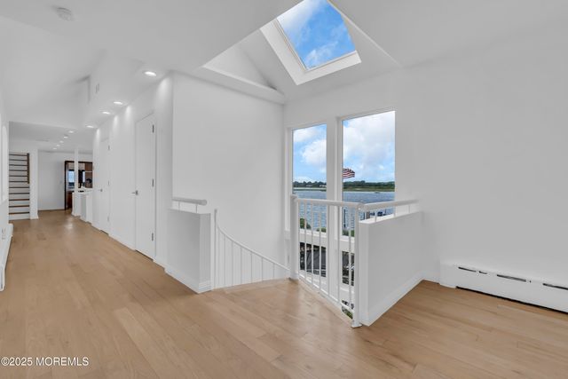 1 Island View Way, Sea Bright, NJ 07760