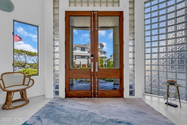 1 Island View Way, Sea Bright, NJ 07760