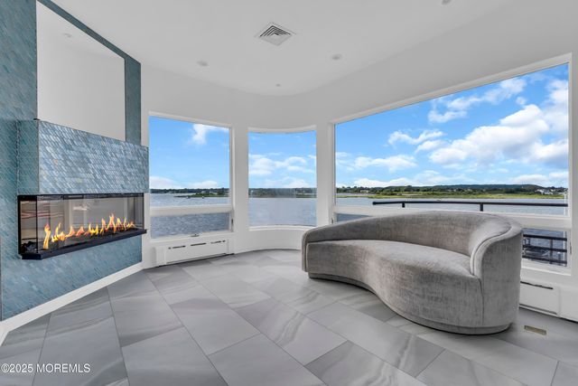 1 Island View Way, Sea Bright, NJ 07760