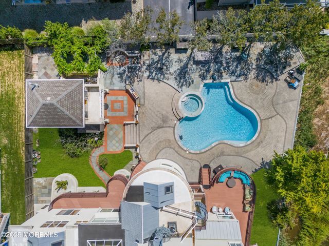 1 Island View Way, Sea Bright, NJ 07760