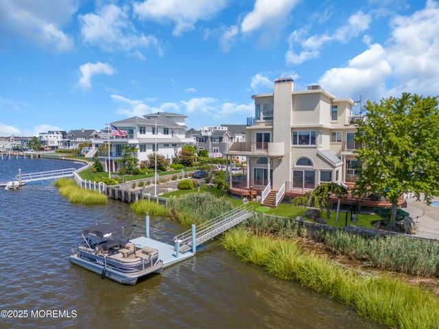 1 Island View Way, Sea Bright, NJ 07760