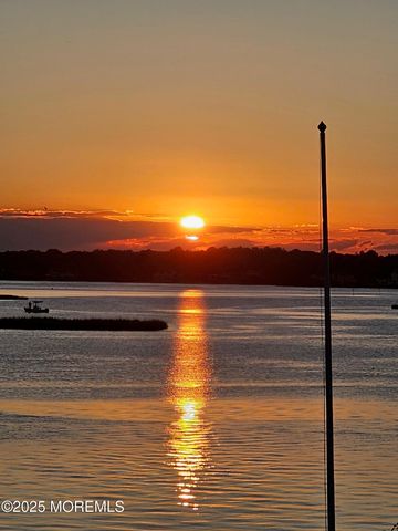 1 Island View Way, Sea Bright, NJ 07760