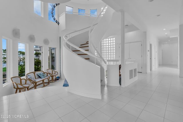 1 Island View Way, Sea Bright, NJ 07760