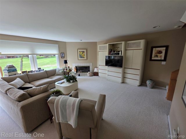 4201 Breckenridge Drive 74, West Bloomfield Charter Township, MI 48322