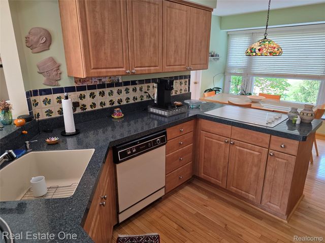 4201 Breckenridge Drive 74, West Bloomfield Charter Township, MI 48322