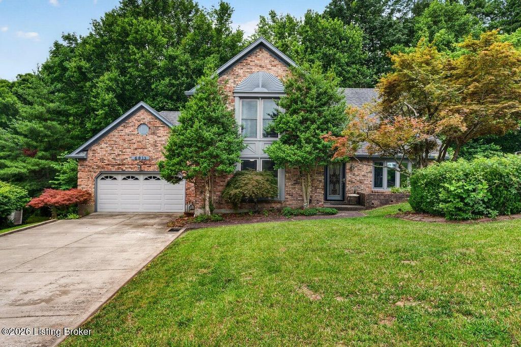 6813 Stone Hill Rd, Louisville, KY 40214