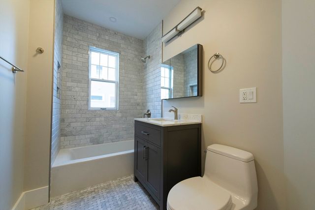 11 Wright St 1, Cambridge, MA 02138