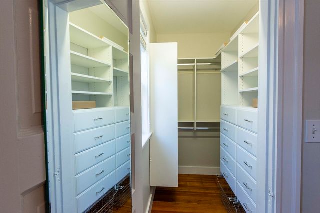 11 Wright St 1, Cambridge, MA 02138
