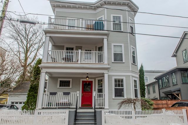 11 Wright St 1, Cambridge, MA 02138