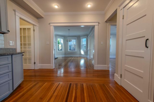 11 Wright St 1, Cambridge, MA 02138
