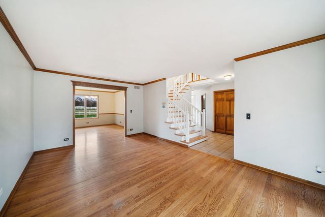 6N777 Palomino Drive, St. Charles, IL 60175