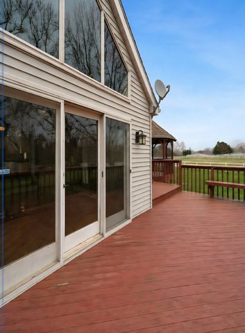 6N777 Palomino Drive, St. Charles, IL 60175
