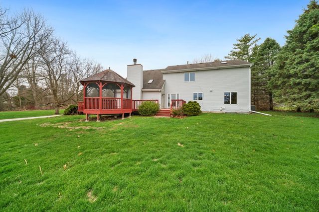 6N777 Palomino Drive, St. Charles, IL 60175