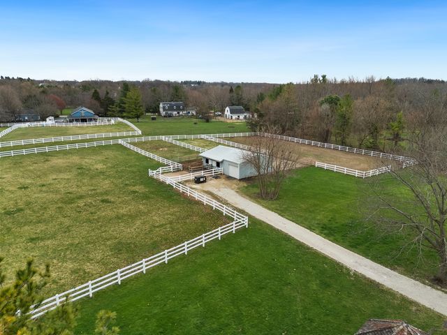 6N777 Palomino Drive, St. Charles, IL 60175