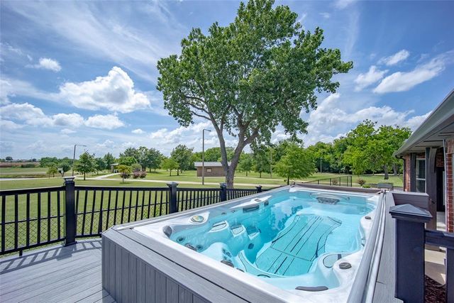 517 Heather Lane, Moore, OK 73160