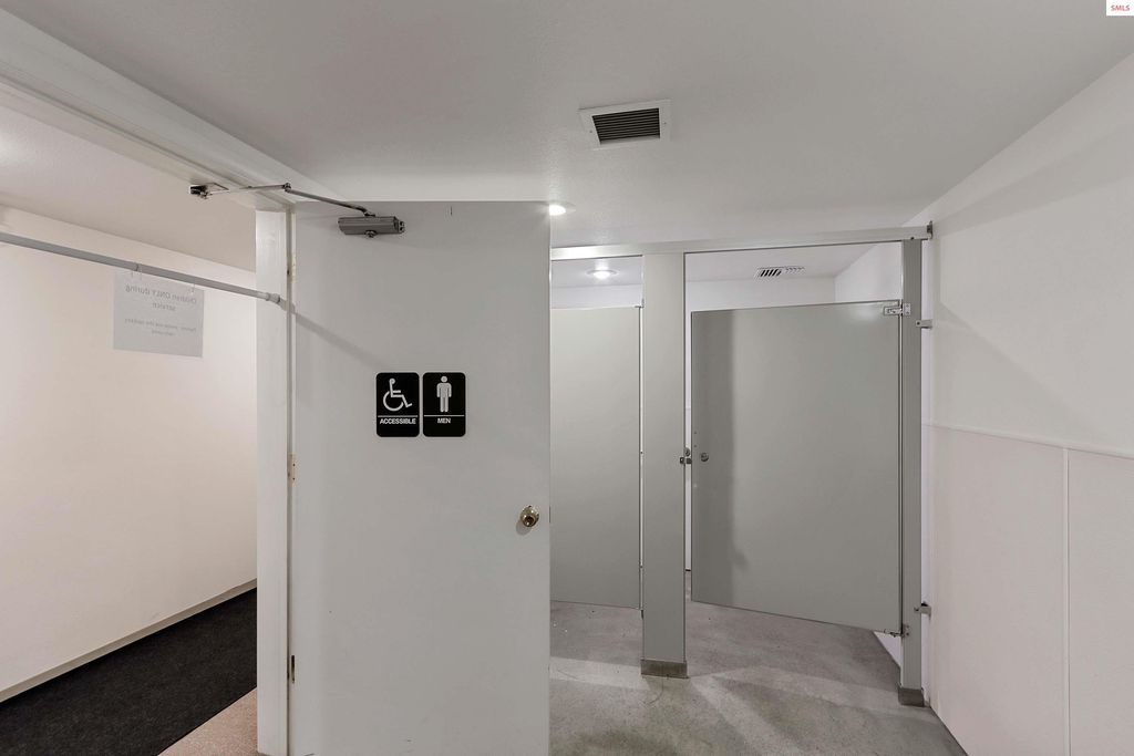 208 N 1st Avenue, Sandpoint, ID 83864 photo 24