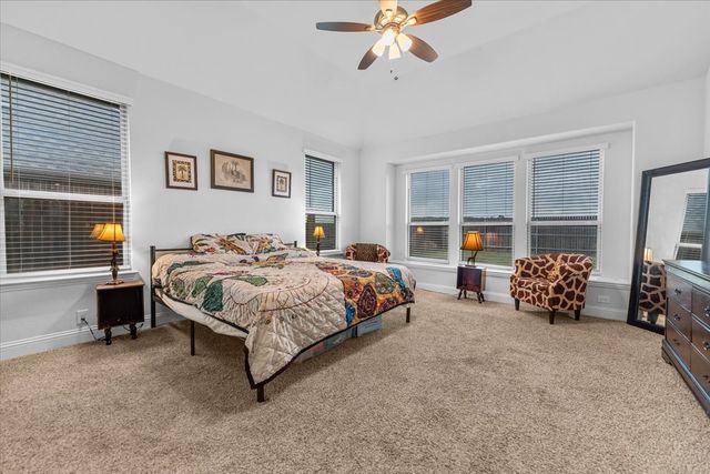 2760 Richard Street, Burleson, TX 76028