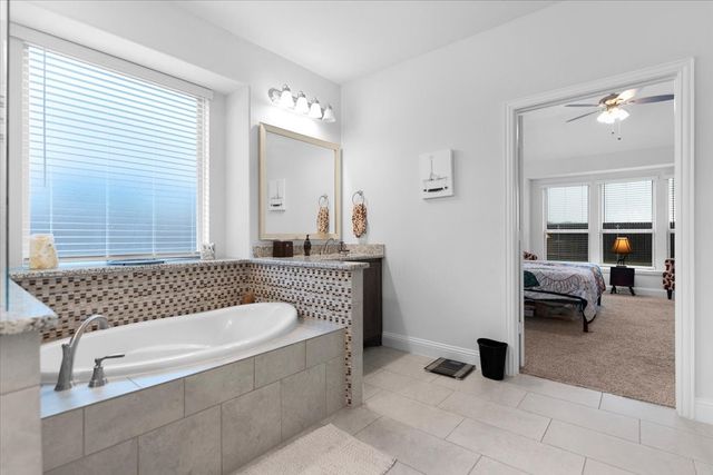 2760 Richard Street, Burleson, TX 76028