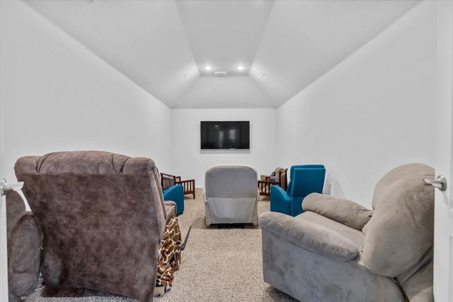 2760 Richard Street, Burleson, TX 76028