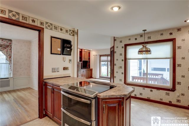 44 Spruce Street, Jamestown, NY 14701