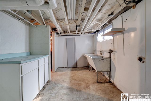 44 Spruce Street, Jamestown, NY 14701