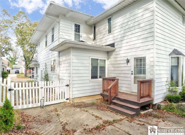 44 Spruce Street, Jamestown, NY 14701